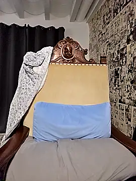 kylie_blck Adlı Modelin Canlı XXX Sohbeti