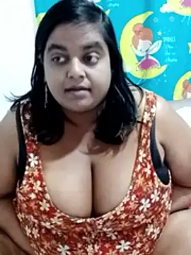 SusanaEshwar Adlı Modelin Canlı XXX Sohbeti