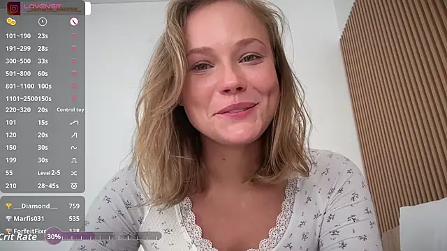 _Stefanie_Collins_ Obrolan Langsung XXX