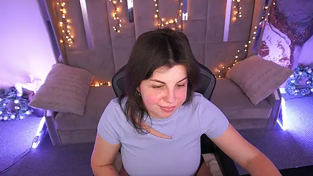 MirandaWong Chat XXX in diretta