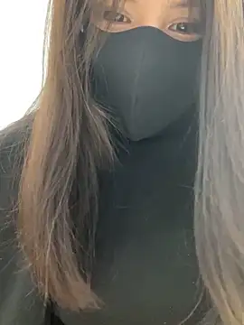 Carlin-yiyi 现场XXX聊天