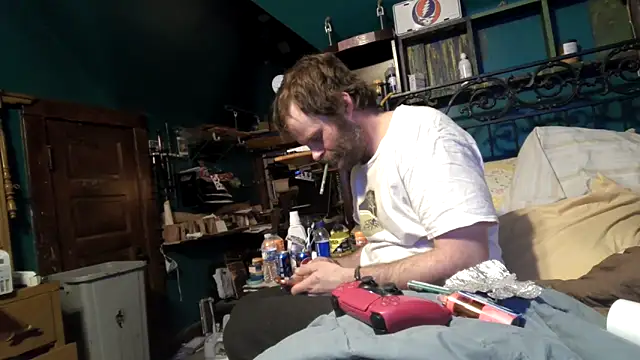 charactrzero webkamerás műsora