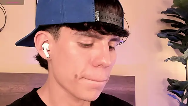 دردشة Angel_eros_ الجنسية المباشرة