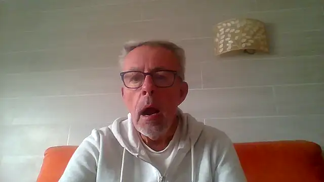 Chat XXX en directo de tuggy59