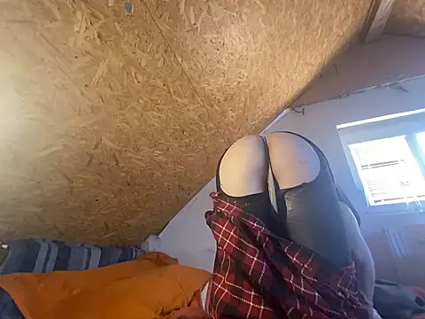 Salon1986 Live XXX-Chat