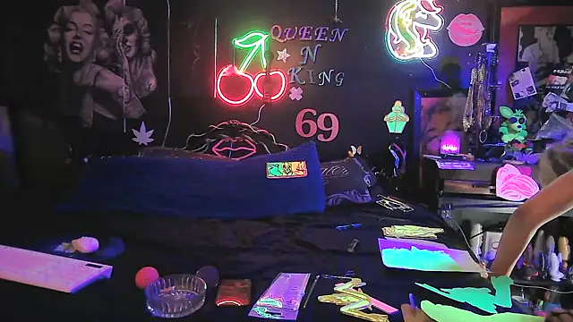 Chat XXX ao vivo de Splash_Queen420