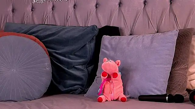 DahliaVonLure's Live XXX Chat