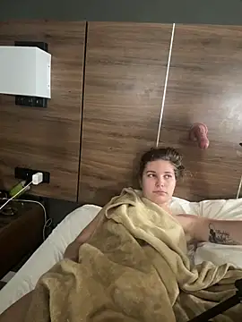 Chat XXX ao vivo de Throatgoat2026