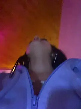 Онлайн чат XXX Valery_pink18