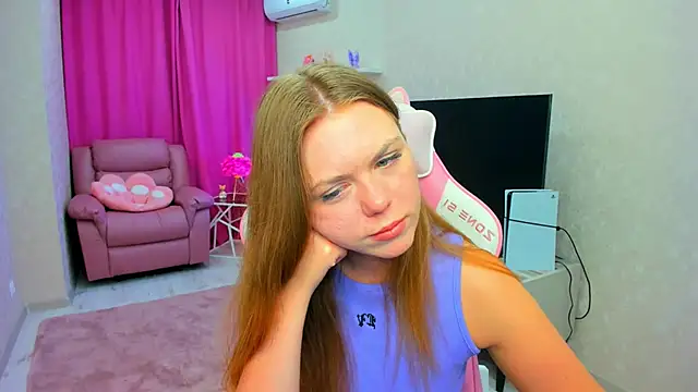 Strawberrye Chat XXX live