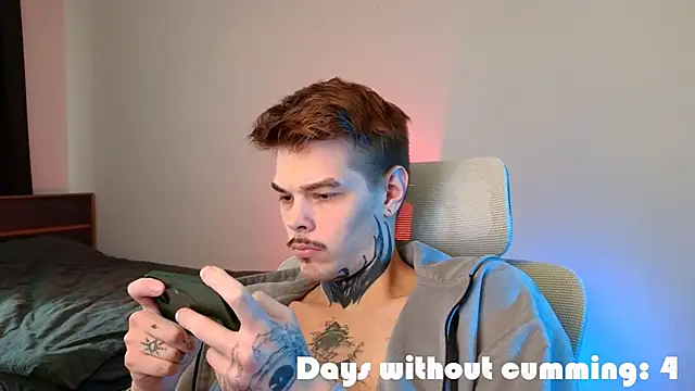 DENIS_HERE élő XXX-chatje