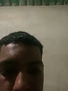 Aleexxx_2005 Webcam Show