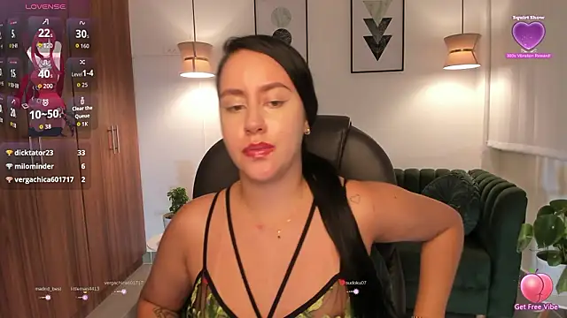 Natasha_Kiim_ লাইভ XXX চ্যাট