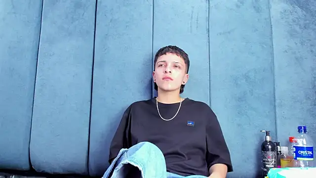 Megan_Thompson_ Live XXX-Chat