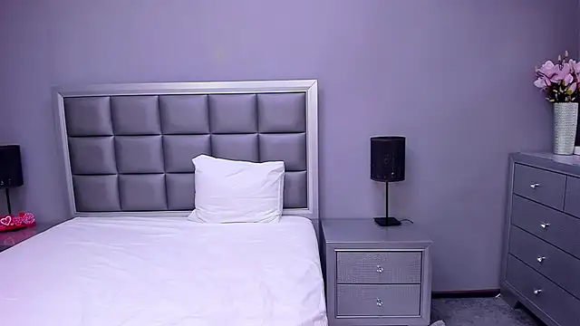 HellennSweet's Live XXX Chat