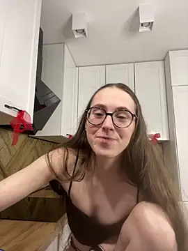 MartiniiSelenna's Live XXX Chat