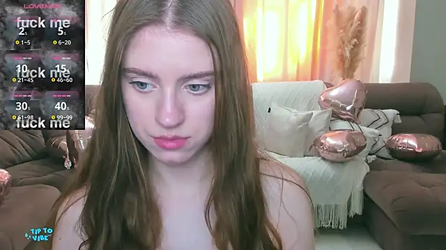 Erica_Kiss Adlı Modelin Canlı XXX Sohbeti