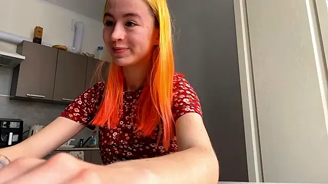 EmilyHeinのウェブカメラショー