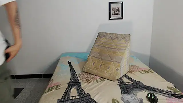 Vlad__night Pertunjukan Webcam