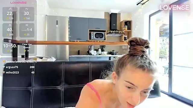 แชท XXX สดของ ElizSweet