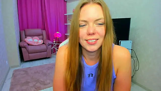 Strawberrye: απευθείας συνομιλία ΧΧΧ