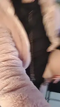 Chatroom XXX en direct de freyamoret