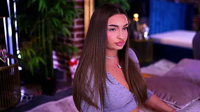 Chatroom XXX en direct de MillaSerene