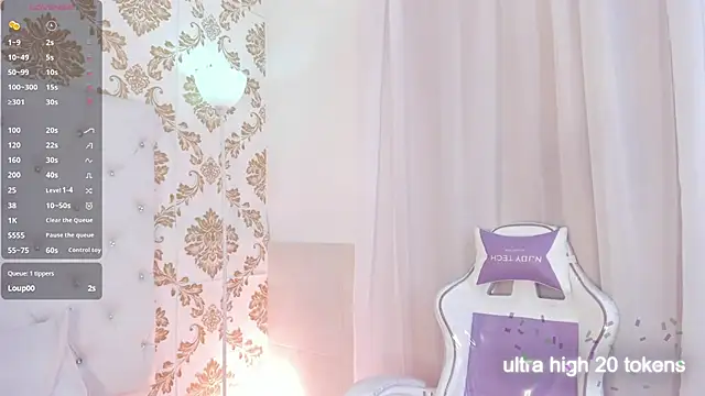 XXX chat uživo modela pinky__bunny