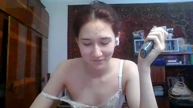 Chatroom XXX en direct de NickiKisinger