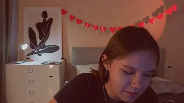 Mia_Luw Chat XXX in diretta