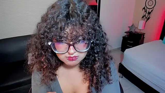 Chat +18 de _Lilly_miller ao vivo