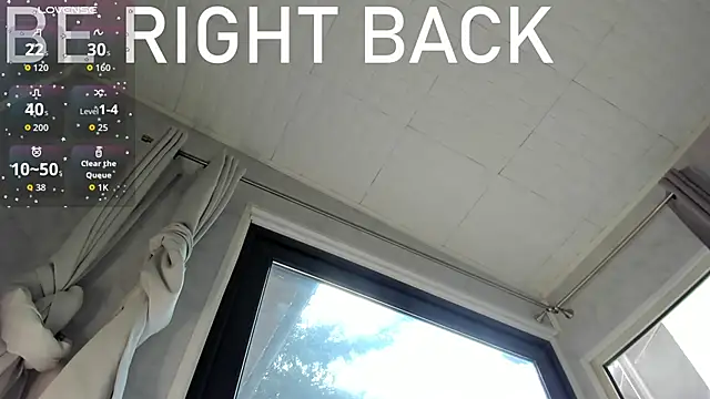 Chat XXX en directo de Ella_Vee