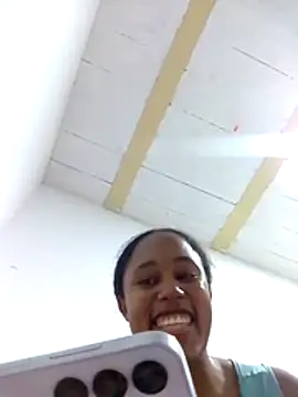 Chat +18 de Monique_Mulberry2 ao vivo