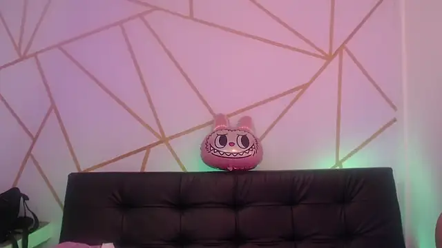 yvanna__smith – Live XXX-chat