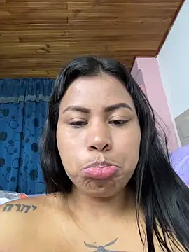 Chatroom XXX en direct de Mich-12