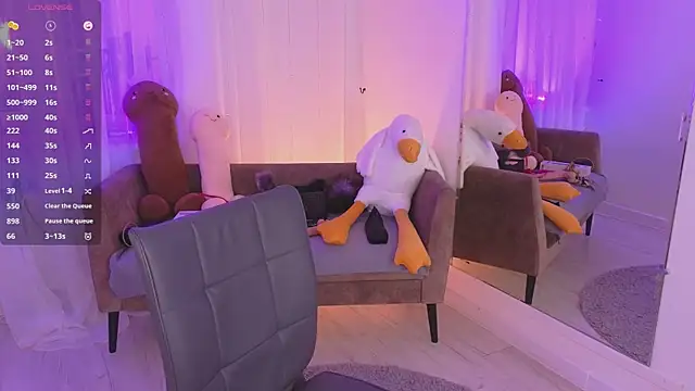 Mira_Falls' Live XXX Chat