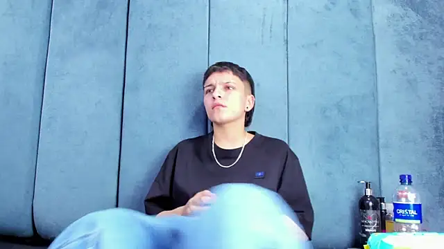 Megan_Thompson_: απευθείας συνομιλία ΧΧΧ