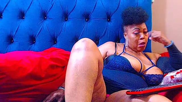 ebonycandy10 Webcam-Show