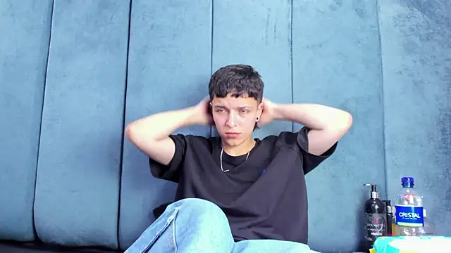 Megan_Thompson_ Adlı Modelin Canlı XXX Sohbeti