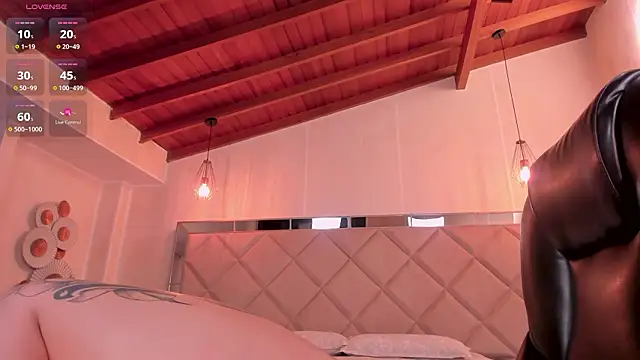 SarahYatesのライブXXXチャット