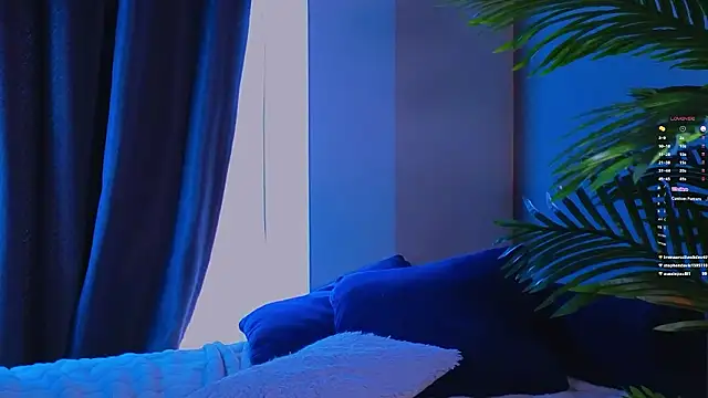 Chatroom XXX en direct de VirginiaHouston