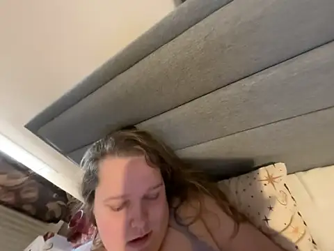 Scarletcum22: онлайн-секс-чат