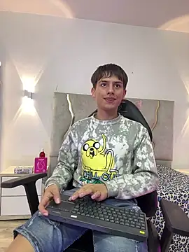 EVAN_TAY 在線直播表演