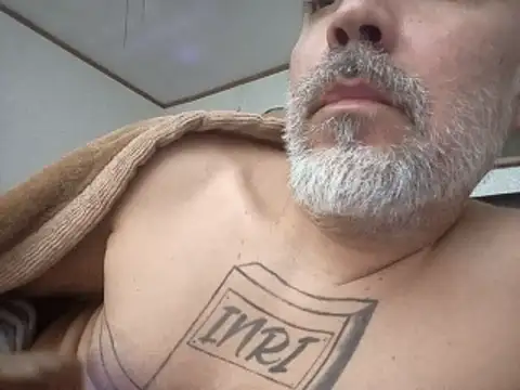 Xoc8_ élő XXX-chatje