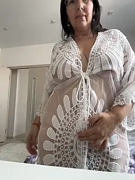 B_Bonya_m Chat XXX in diretta