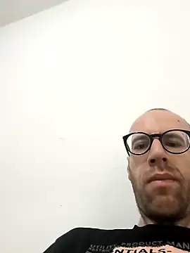 Loverboyxox77 Webcam Show