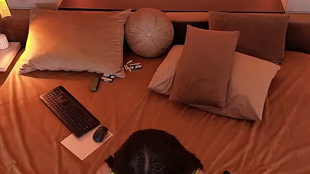 دردشة RubyLuxee الجنسية المباشرة