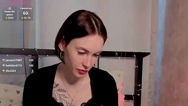 JoYung Chat XXX in diretta