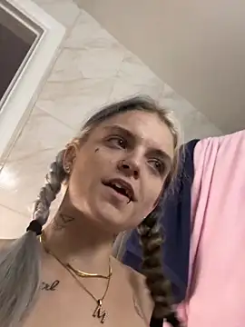 Chat XXX ao vivo de IttyBittyStonie