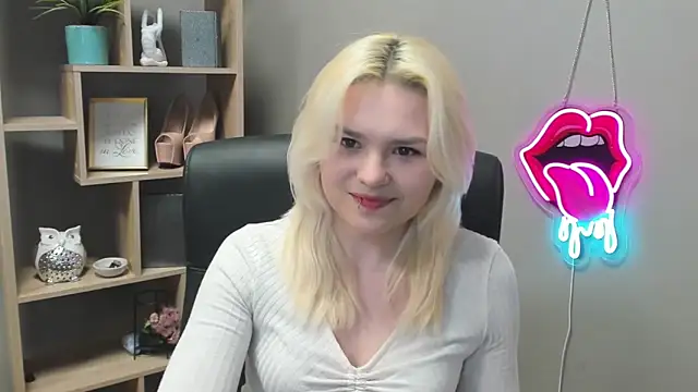 Chatroom XXX en direct de SweetLilyxo